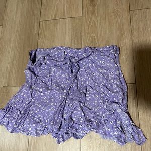Zara size XL lavender mini skort with belt and flowers needs to be steamed
